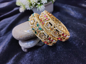 Green & Red Stone & Moti Kada