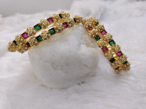 Red & Green Kundan Moti Kadas