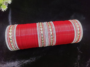 Minimalist Red Chuda with Kundan Kadas