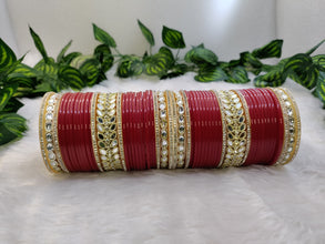Red Bridal Chuda with Mirror and Kundan Kadas